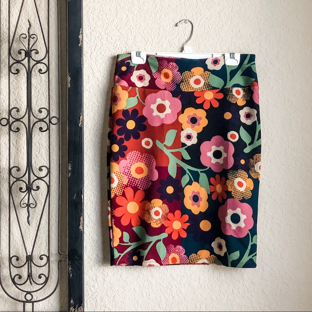 LulaRoe Large Floral Pencil Skirt